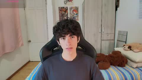 lucas_xo online show from May 30, 3:14 am