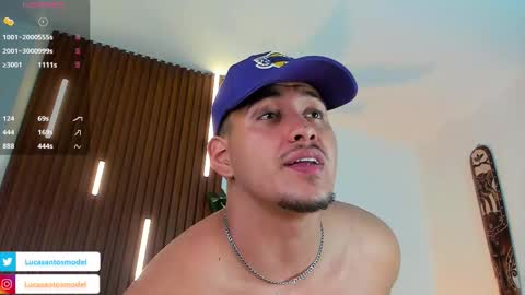 Snapshot of lucasanto_ chatting on October 26, 2:06 am LUCA SANTOS online show from October 26, 2:06 am