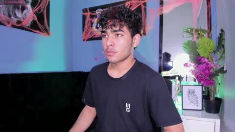 lucascarterr online show from October 28, 5:22 am