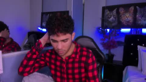 lucascarterr online show from November 13, 4:11 am