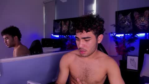 lucascarterr online show from November 30, 4:11 pm