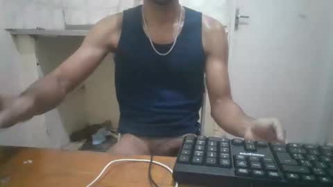 lucascarv online show from November 3, 4:03 am