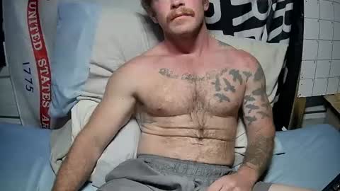 Snapshot of lucascumsalot chatting on June 6, 4:28 am Lucas online show from June 6, 4:28 am