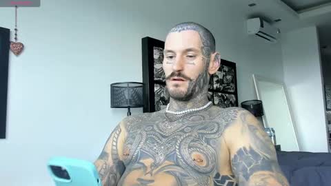 lucasexclusive online show from December 30, 7:37 am