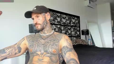 lucasexclusive online show from January 10, 4:01 am