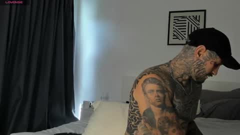 lucasexclusive online show from January 16, 6:50 am