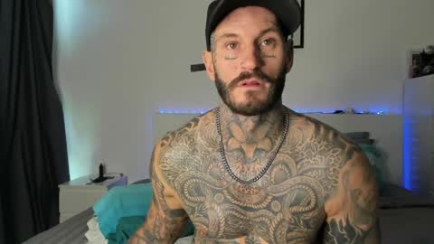 Snapshot of lucasexclusive chatting on April 29, 7:01 am lucasexclusive online show from April 29, 7:01 am