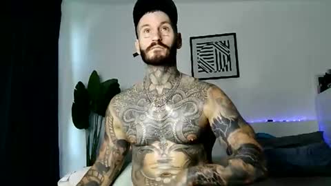 Snapshot of lucasexclusive chatting on May 3, 5:57 am lucasexclusive online show from May 3, 5:57 am