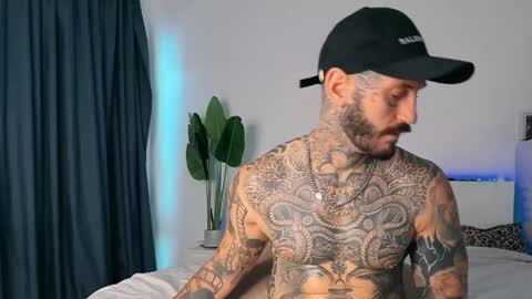 Snapshot of lucasexclusive chatting on May 10, 3:44 am lucasexclusive online show from May 10, 3:44 am