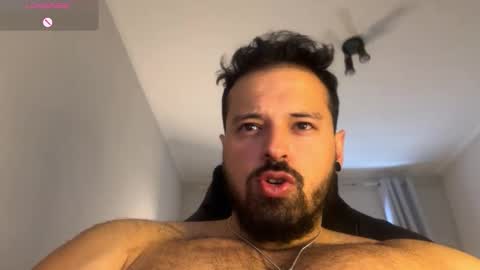 Snapshot of lucasfit24 chatting on November 30, 3:05 pm lucasfit24 online show from November 30, 3:05 pm