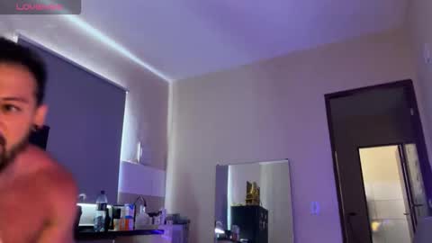 Snapshot of lucasfit24 chatting on December 4, 1:42 pm lucasfit24 online show from December 4, 1:42 pm