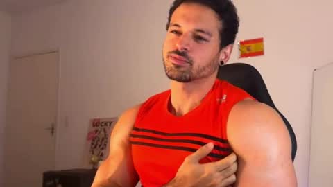 lucasfit24 online show from July 15, 3:17 pm