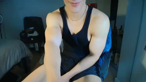 Snapshot of lucaskodak chatting on June 24, 1:26 am LucasKodak online show from June 24, 1:26 am
