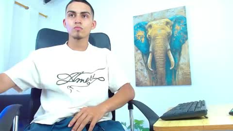 Lucas online show from April 30, 8:57 pm