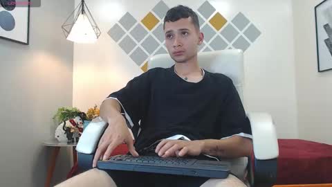 LucassSmith11 online show from January 19, 12:09 pm