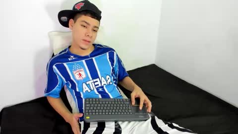 LUCAS TORREZ online show from March 12, 12:50 am