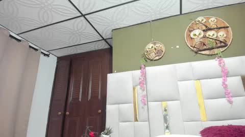 MIA HOT online show from March 5, 12:12 pm