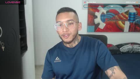 Luca Vanden online show from October 28, 10:45 pm