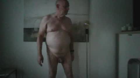 lucbottom031249 online show from August 5, 4:04 am