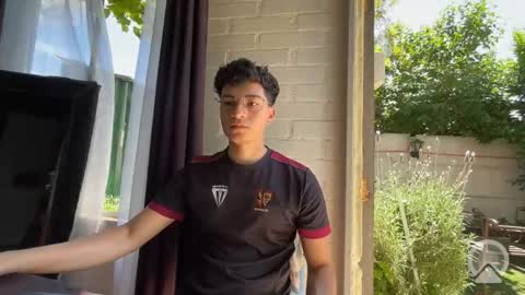 Felipe online show from October 31, 3:57 pm