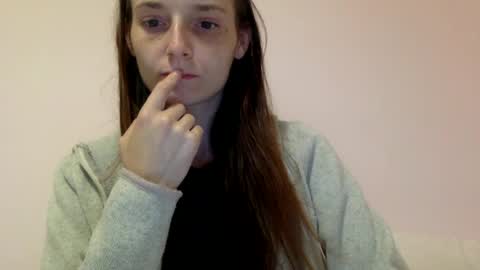 Snapshot of luci_layne chatting on June 20, 2:14 am Luci Layne online show from June 20, 2:14 am
