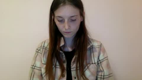 Snapshot of luci_layne chatting on June 20, 2:31 pm Luci Layne online show from June 20, 2:31 pm