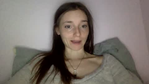 Snapshot of luci_layne chatting on July 18, 6:23 pm Luci Layne online show from July 18, 6:23 pm