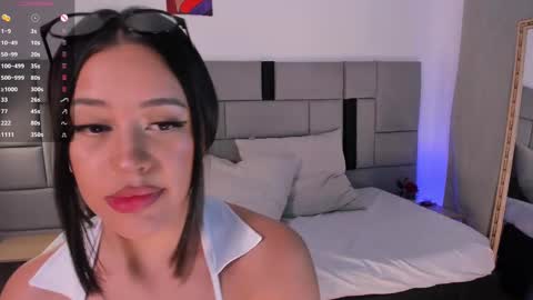 Snapshot of luci_naughty_ chatting on September 13, 3:17 am Luciana Rest time I will return on December 2. online show from September 13, 3:17 am