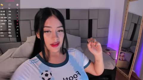 Snapshot of luci_naughty_ chatting on January 14, 2:28 am Luciana Rest time I will return on December 2. online show from January 14, 2:28 am