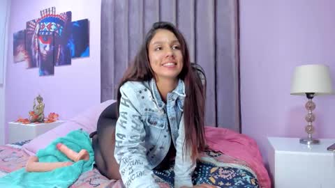 Luciana Ramirez  Sofia Collins online show from November 19, 4:01 am