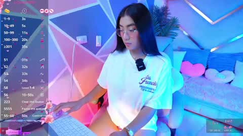 Snapshot of luci_tender chatting on May 21, 9:11 pm hanna online show from May 21, 9:11 pm