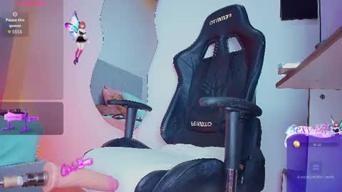 lucia01m online show from June 21, 6:43 pm