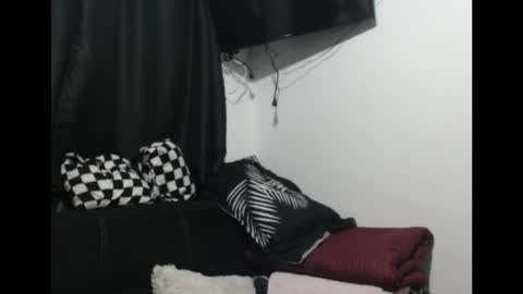 Lulu DCarton online show from March 15, 5:02 am