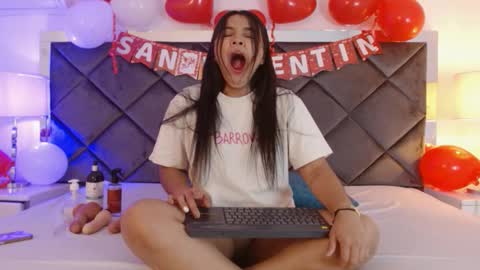 lucia_fastcollins online show from February 12, 1:06 pm