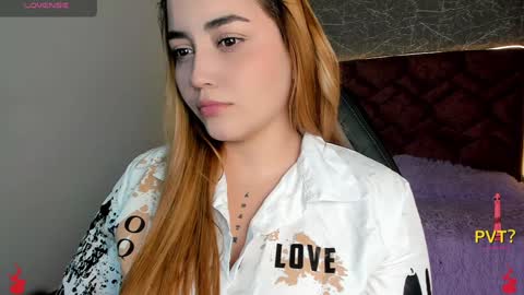 lucia star  online show from February 4, 7:33 pm