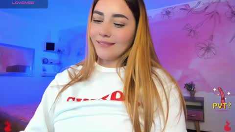 lucia star  online show from February 19, 8:44 am