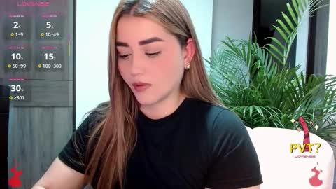 lucia star  online show from October 21, 11:05 pm