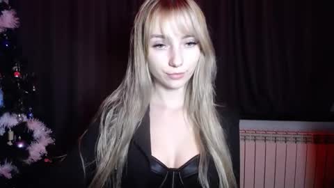 Lucy online show from January 6, 7:28 pm