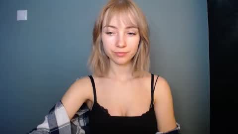 Lucy online show from February 15, 1:20 pm