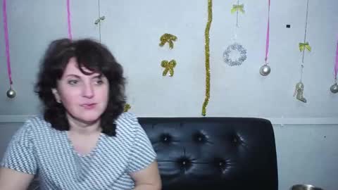 Snapshot of luciami chatting on January 12, 11:58 pm LuciaMi online show from January 12, 11:58 pm