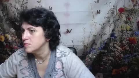 Snapshot of luciami chatting on September 12, 4:56 am LuciaMi online show from September 12, 4:56 am
