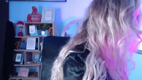 Luciana Evans online show from January 27, 1:52 pm