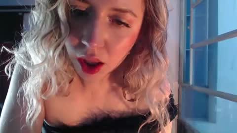 Luciana Evans online show from February 15, 9:48 pm