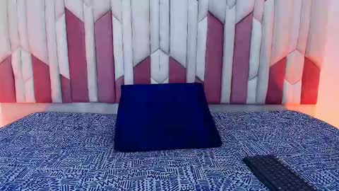 instagram luciana417  online show from September 30, 3:11 am