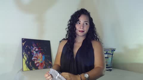 luciana online show from December 12, 4:21 pm