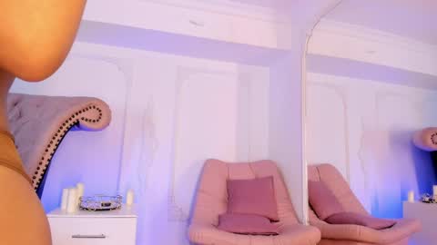 Luciana online show from June 7, 2:32 pm