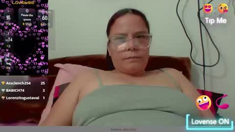Snapshot of lucianamaster chatting on October 3, 3:42 pm lucianamaster online show from October 3, 3:42 pm