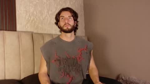 Luciano online show from November 1, 9:39 pm