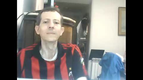 Luciano online show from March 2, 1:41 am