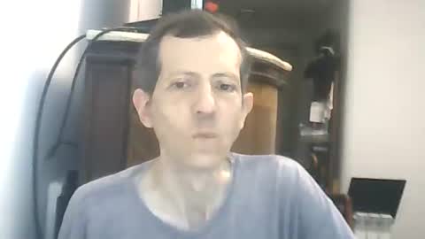 Snapshot of lucianoaxel chatting on March 31, 6:41 pm Luciano online show from March 31, 6:41 pm